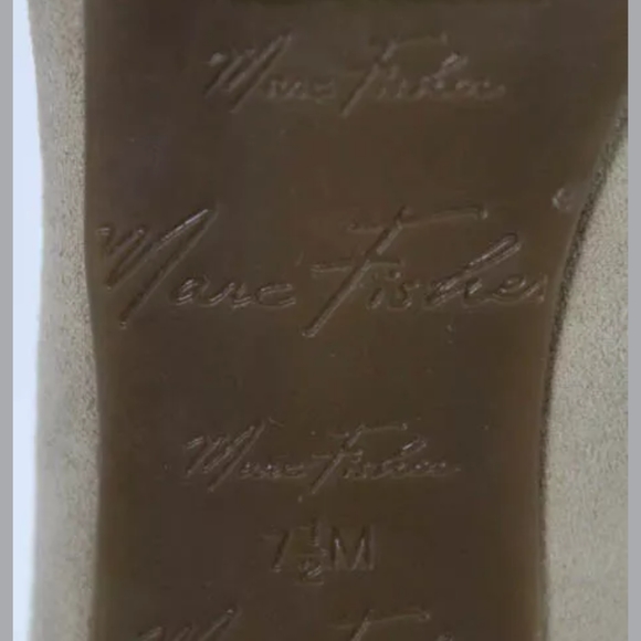 MARC FISHER PUMPS 7.5 BEIGE SUEDE PEEP toe heels - Picture 5 of 5